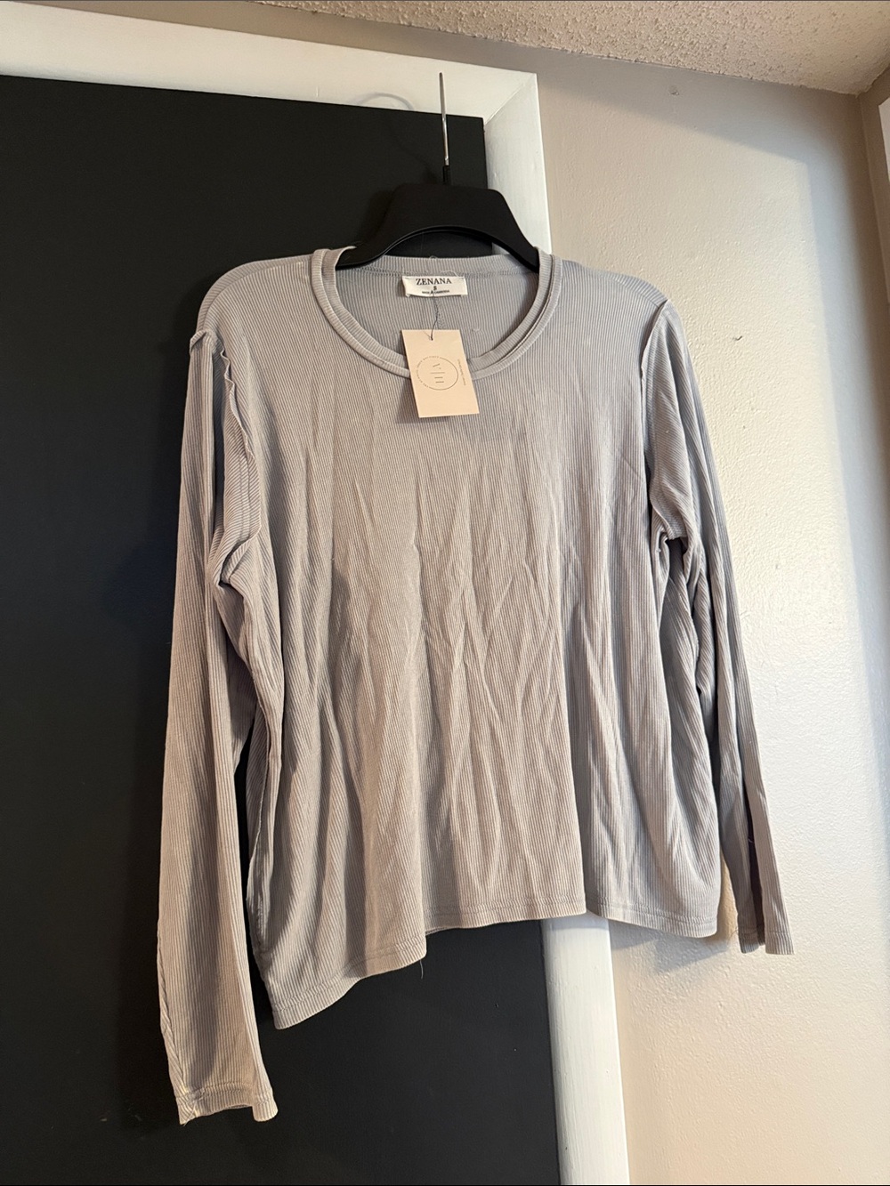 Zenana Outfitters Light Gray Ribbed Long Sleeve Top